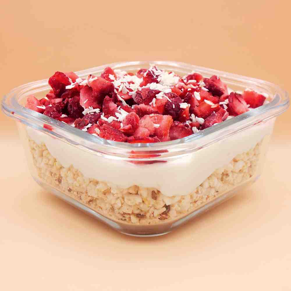 Sernik na zimno z truskawkami