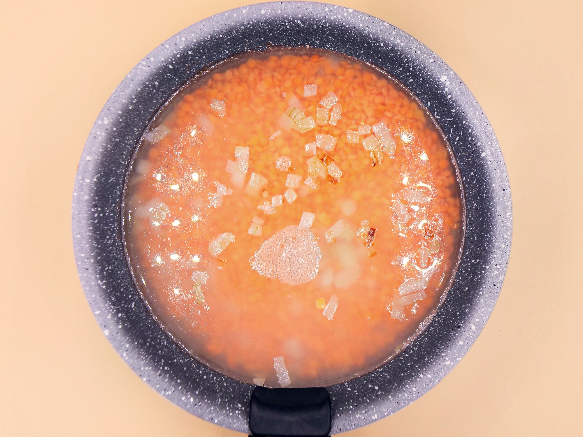 Zupa krem z czerwonej soczewicy przepis