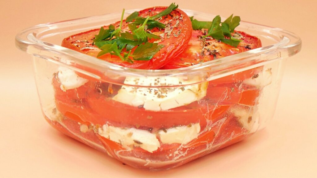 ser feta z pomidorem przepis