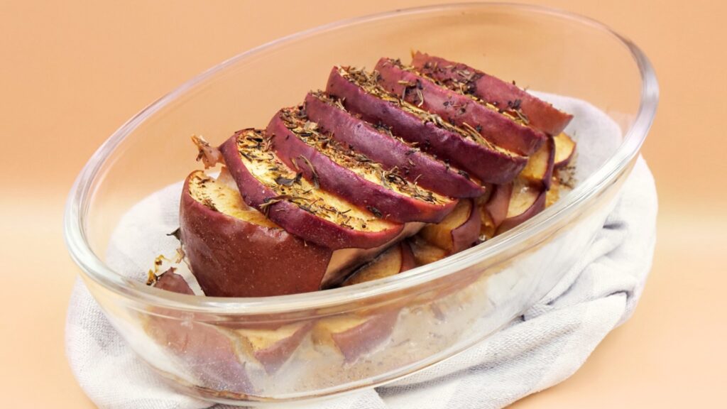 Pieczony karp z jabłkiem przepis