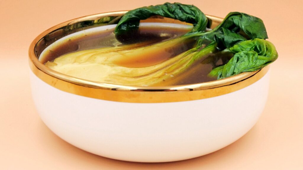Chińska zupa z pak choi przepis