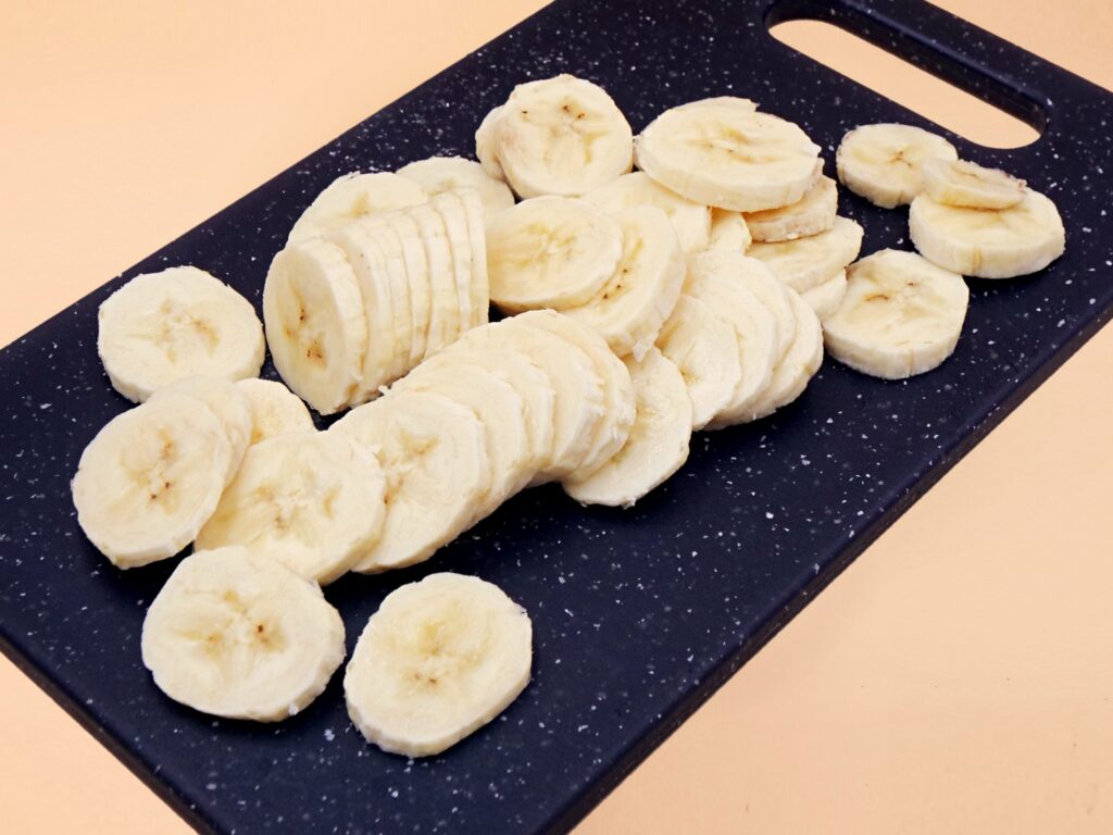Omlet biszkoptowy na słodko z bananem przepis