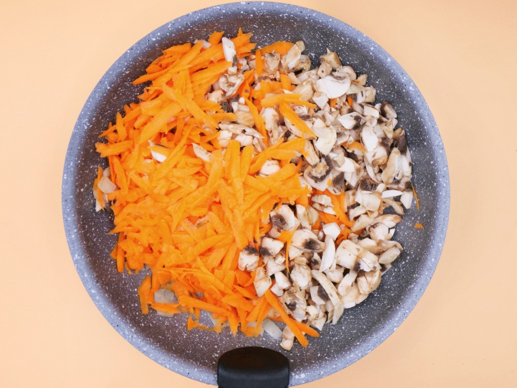 Pasztet z cieciorki i boczniaków przepis