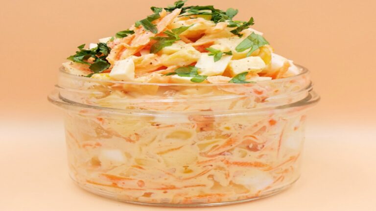 Sałatka jajeczna z marchewką przepis