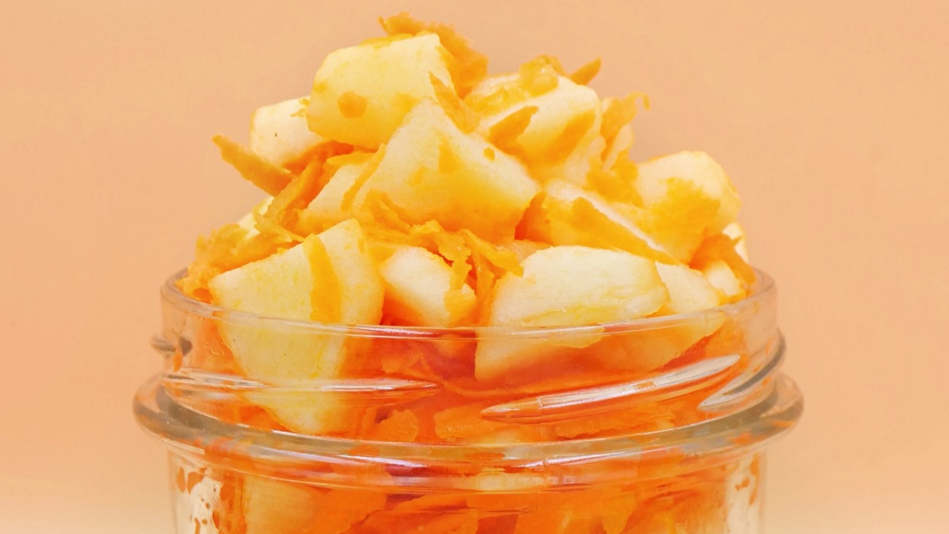 Sałatka z jabłka i marchewki przepis