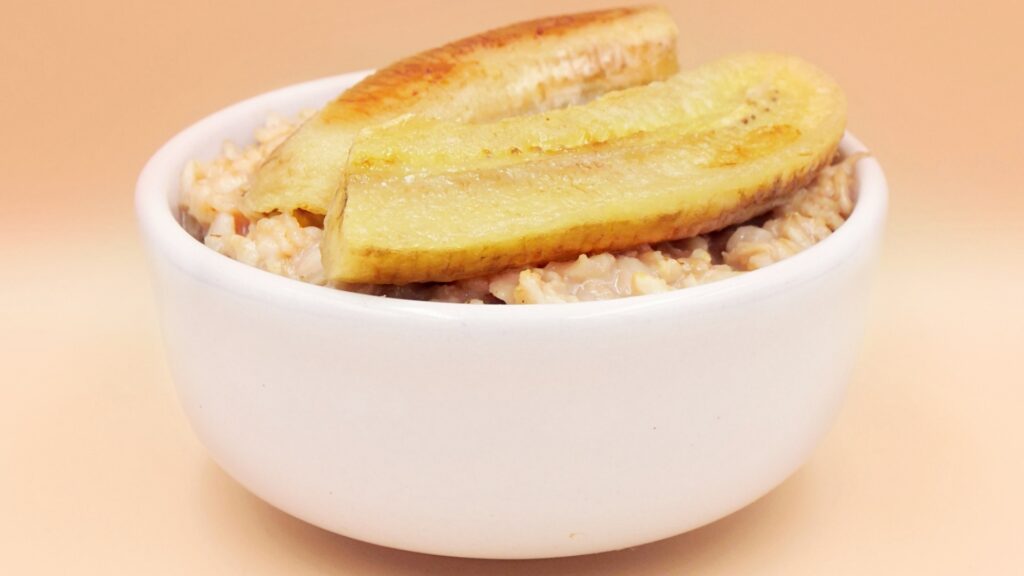 proteinowa owsianka z bananem przepis