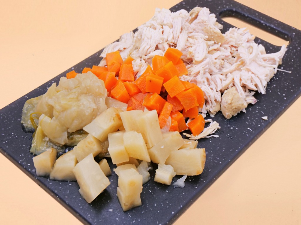 Kurczak z warzywami w białym sosie przepis