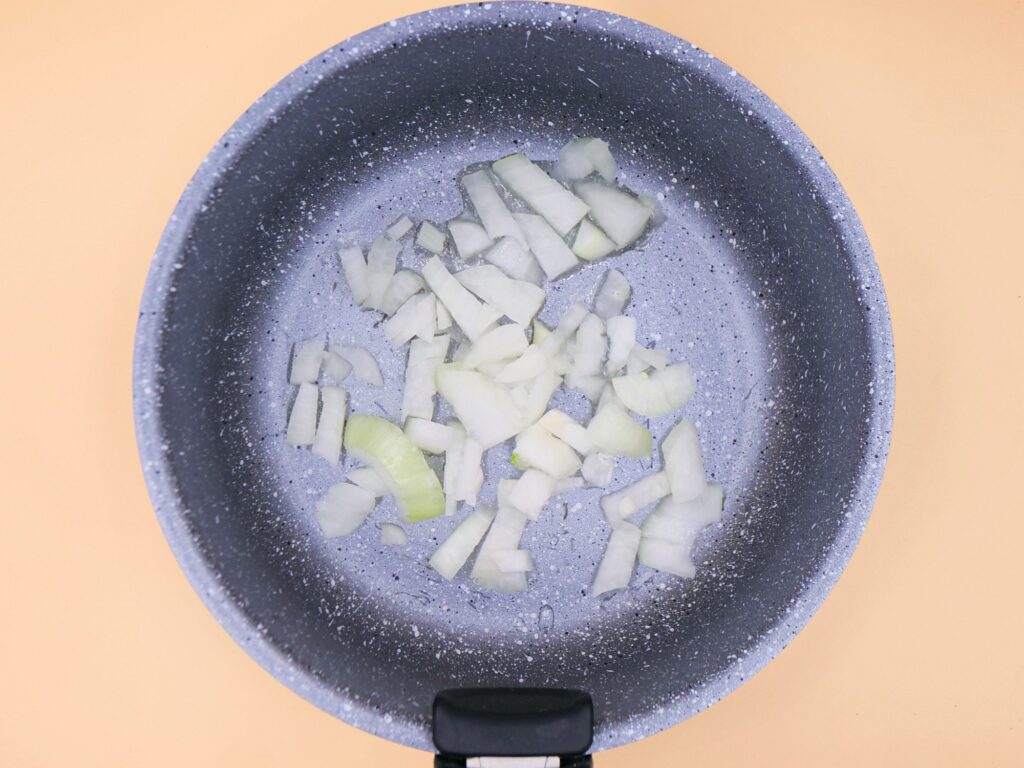 zupa pomidorowa z soku z jogurtem