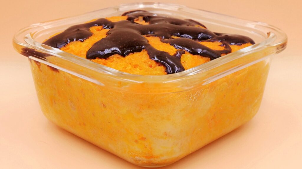 Ciasto marchewkowe z polewą białkową przepis