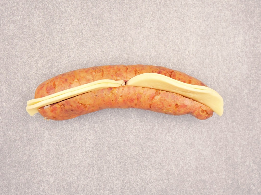 Kiełbasa śląska z serem przepis