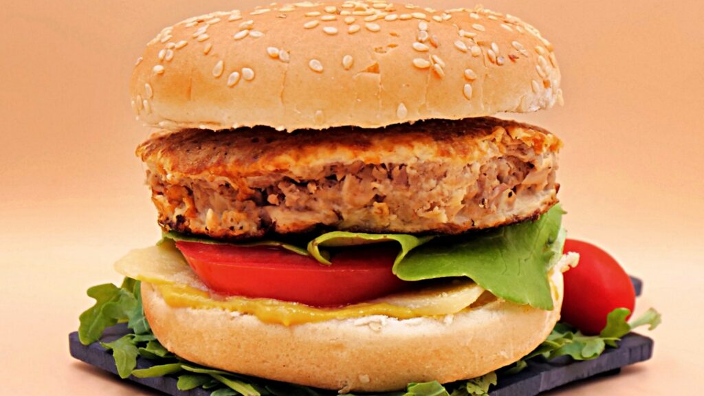 Burger z tuńczykiem i serem przepis