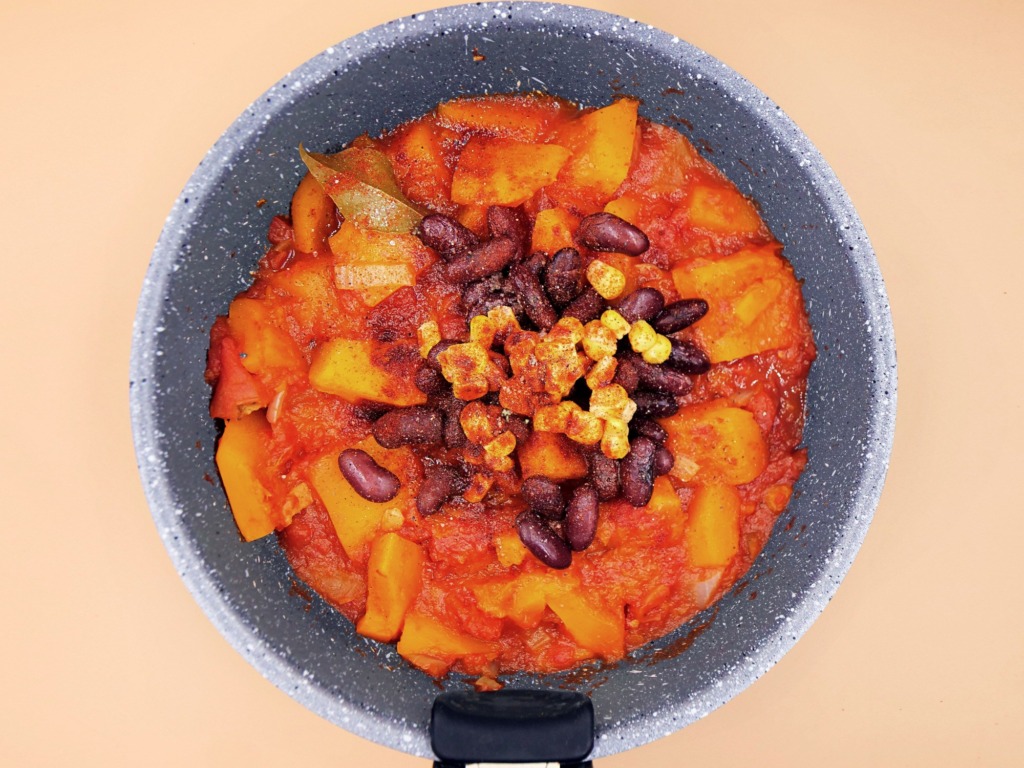 Leczo z dynią i czerwoną fasolą przepis