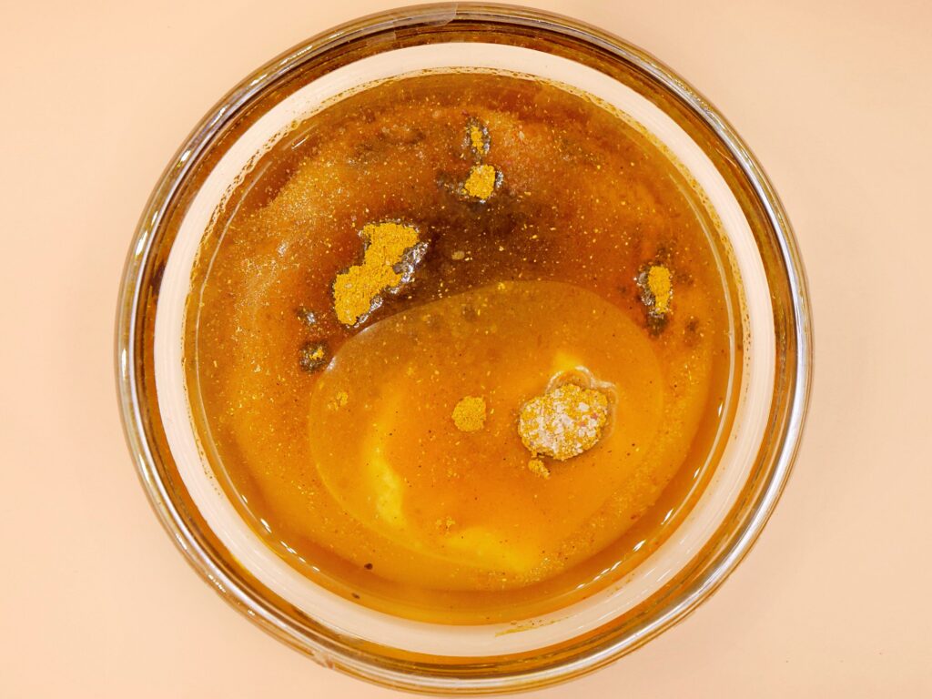 Sałatka z gruszki i buraka z mozzarellą przepis