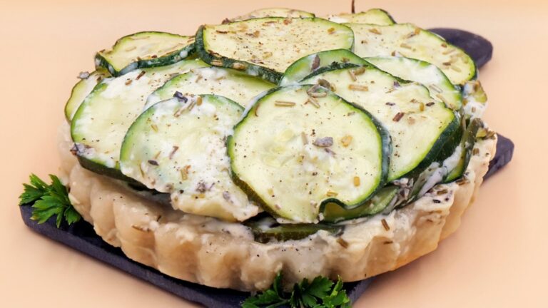 tarta z cukinia i ziołami prowansalskimi przepis