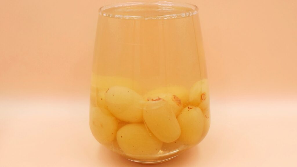 kompot z winogron przepis