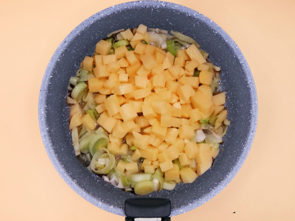 zupa krem z ziemniaków i porów przepis