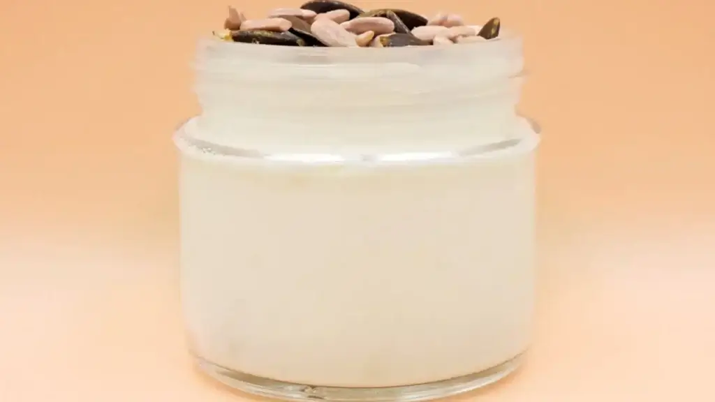 Jogurt z ziarnami przepis