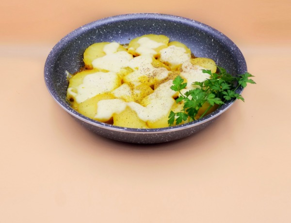 ziemniaki z mozzarellą z patelni przepis