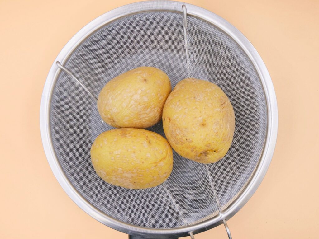 ziemniaki z mozzarellą z patelni przepis