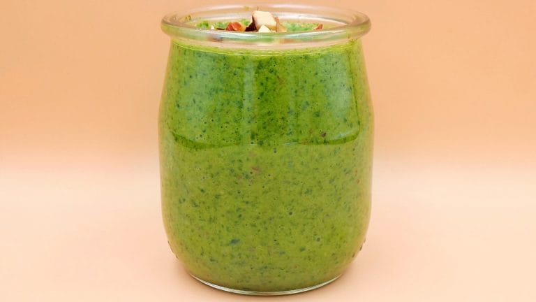 Pesto z natki pietruszki i migdałów przepis