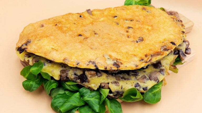 omlet francuski z pieczarka przepis