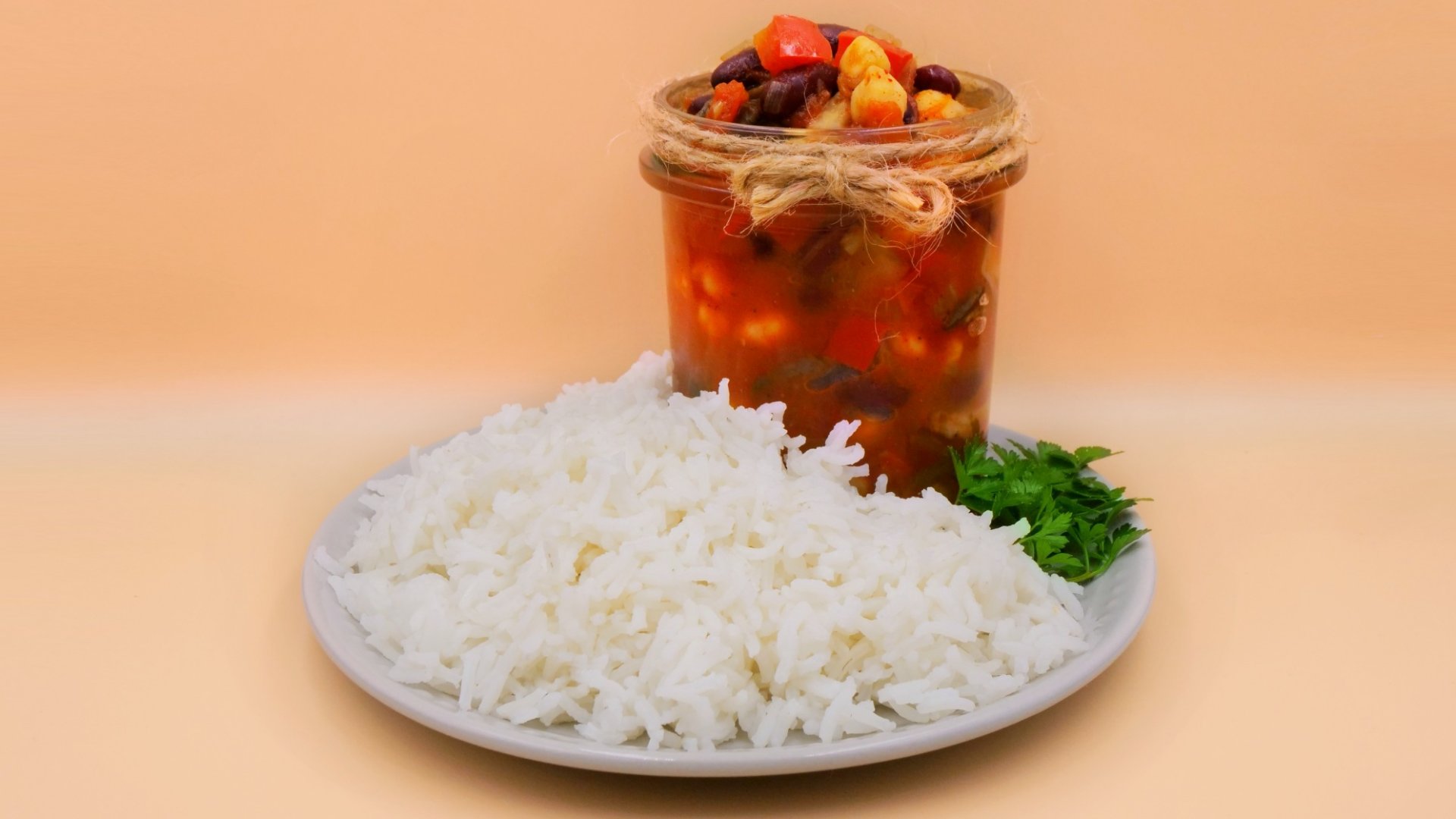 Wegetariańskie chilli con carne z ryżem przepis