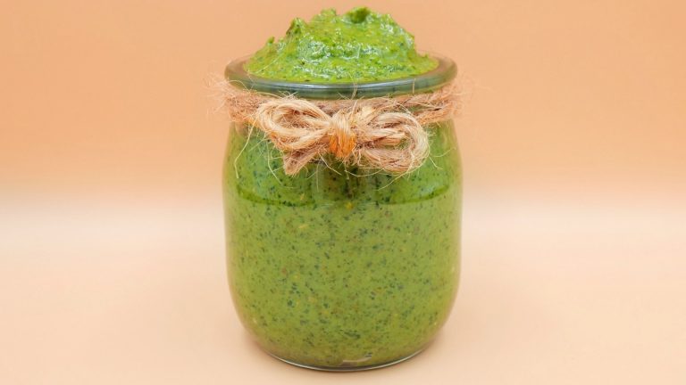 Pesto z rukoli i słonecznika przepis