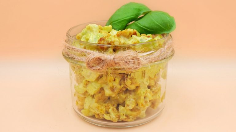 Pasta z kurczaka i selera naciowego przepis
