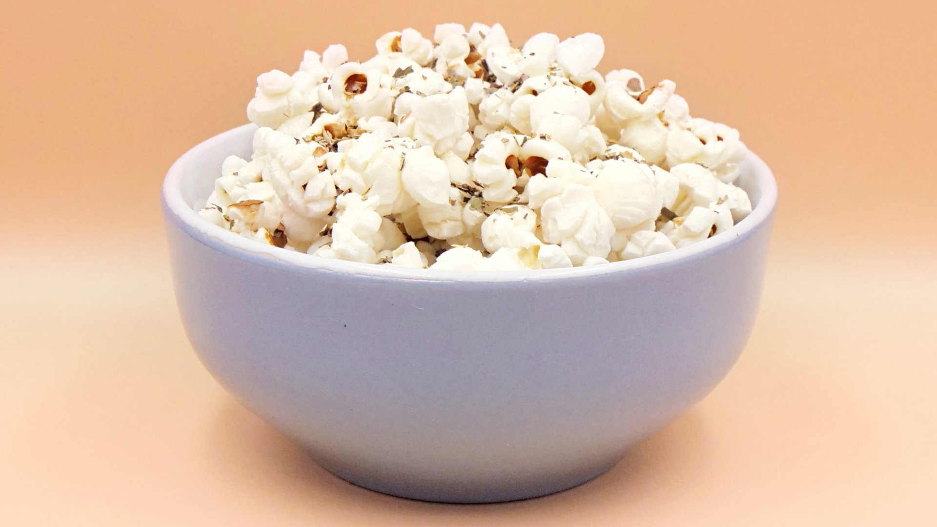 Popcorn z ziołami przepis