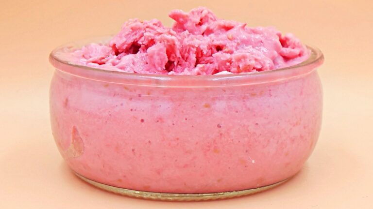 Mrożony jogurt malinowy przepis