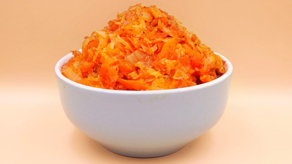 Bigos z kapusty pekińskiej przepis