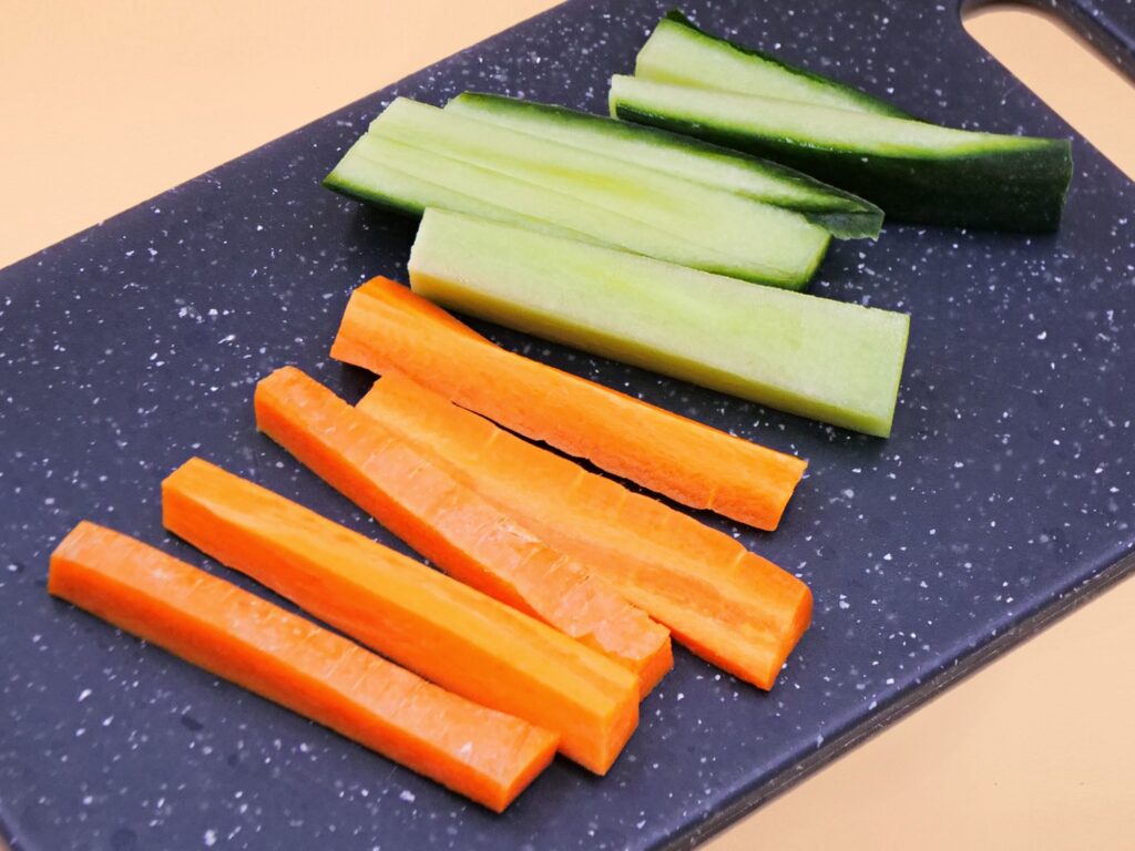 Spring rolls z warzywami i jajkiem przepis