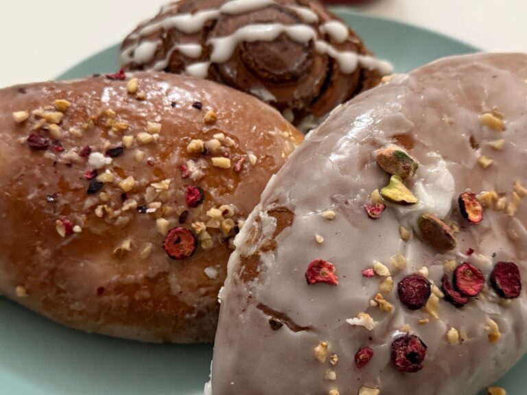 Najzdrowszy wybór na Tłusty Czwartek. Pączek, faworki i reszta ferajny