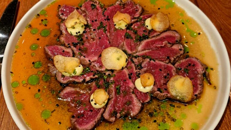 Jajka za kilka tysięcy i stek za fortunę. Najdroższe dania świata