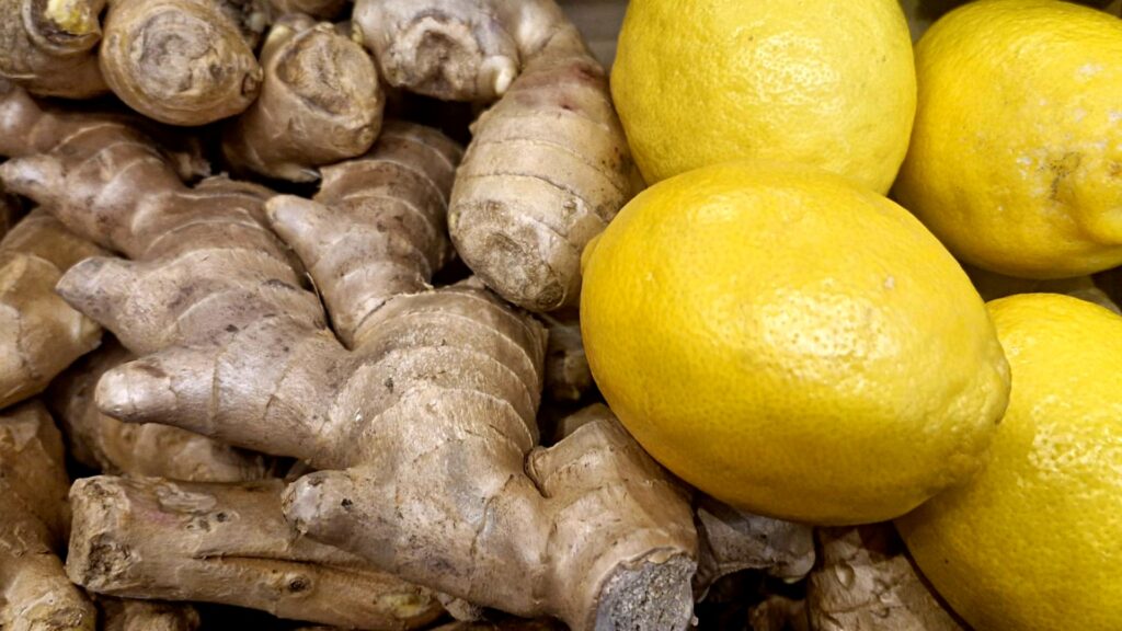 Ten napój pomaga pozbyć się wzdęć i wspiera naturalny detoks