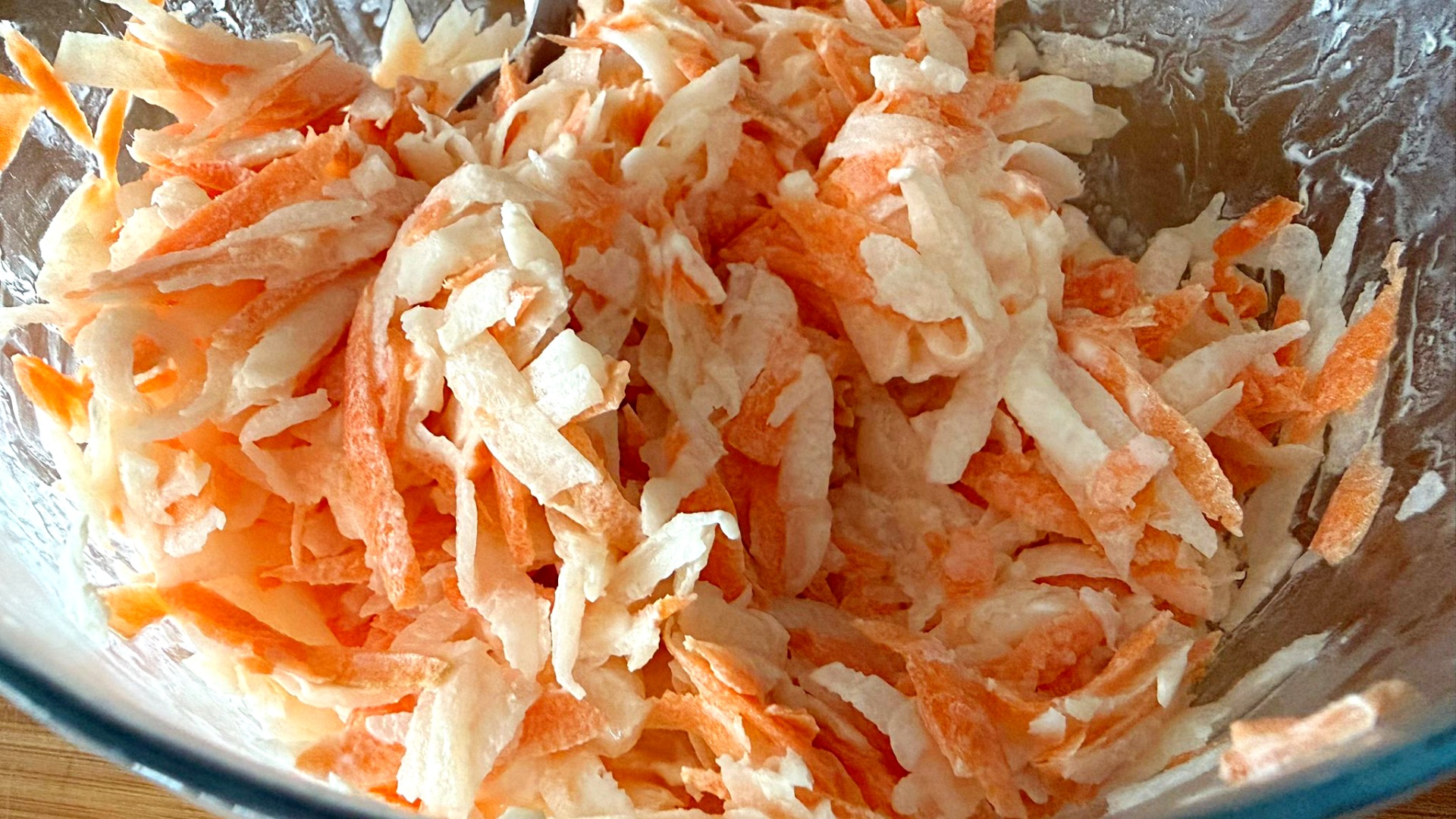 Ta surówka usprawnia trawienie i działa na nerki