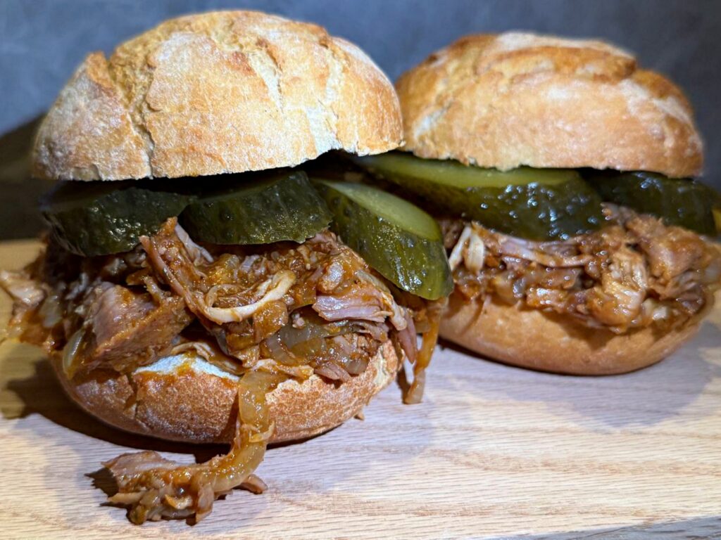 Dwa burgery domowe na kolacje po 700 kcal każdy