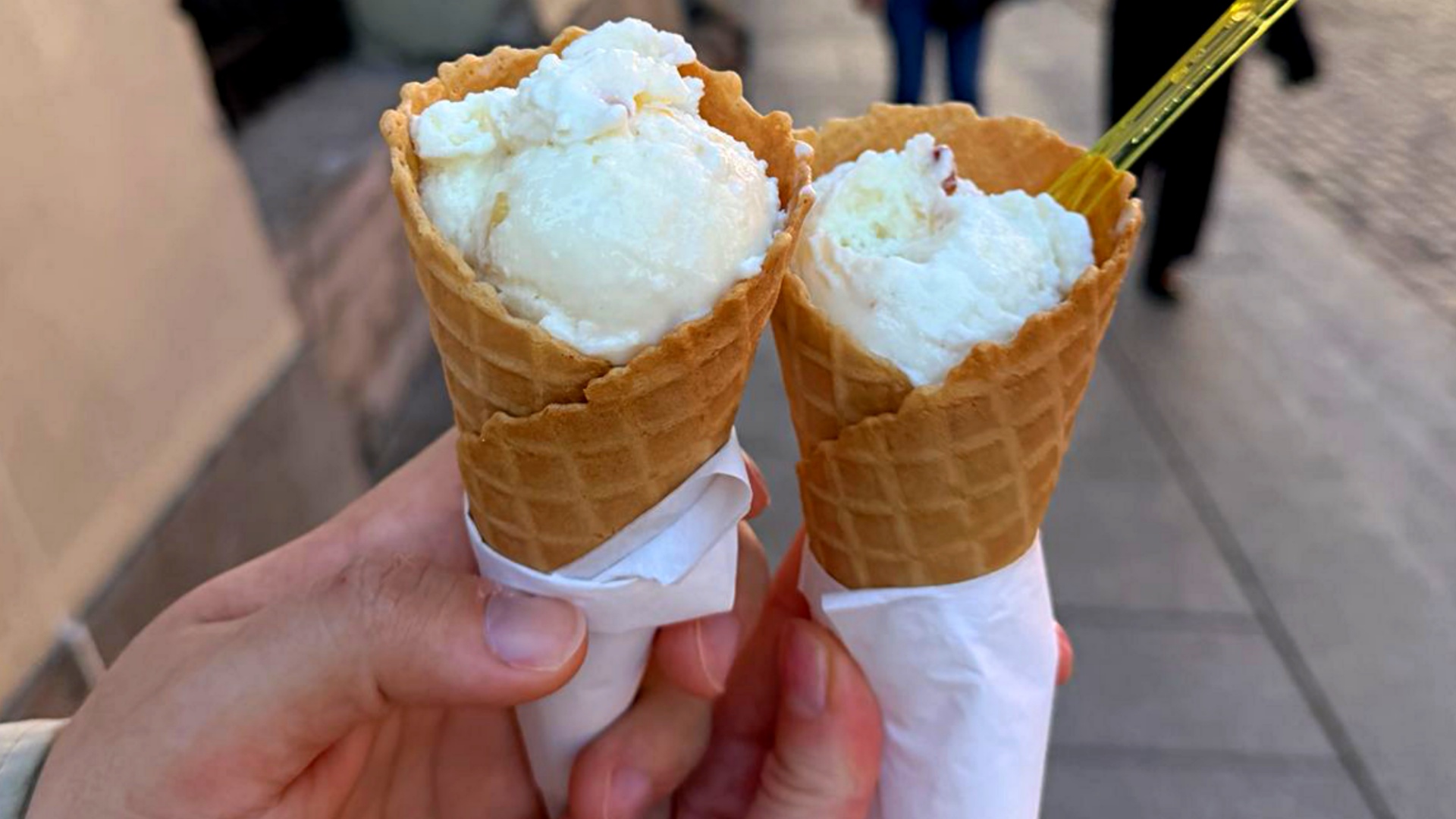 Lody zamiast szklanki wody?