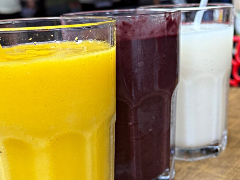 Soki, a najbardziej ten z kokosa, świetnie nawadniają